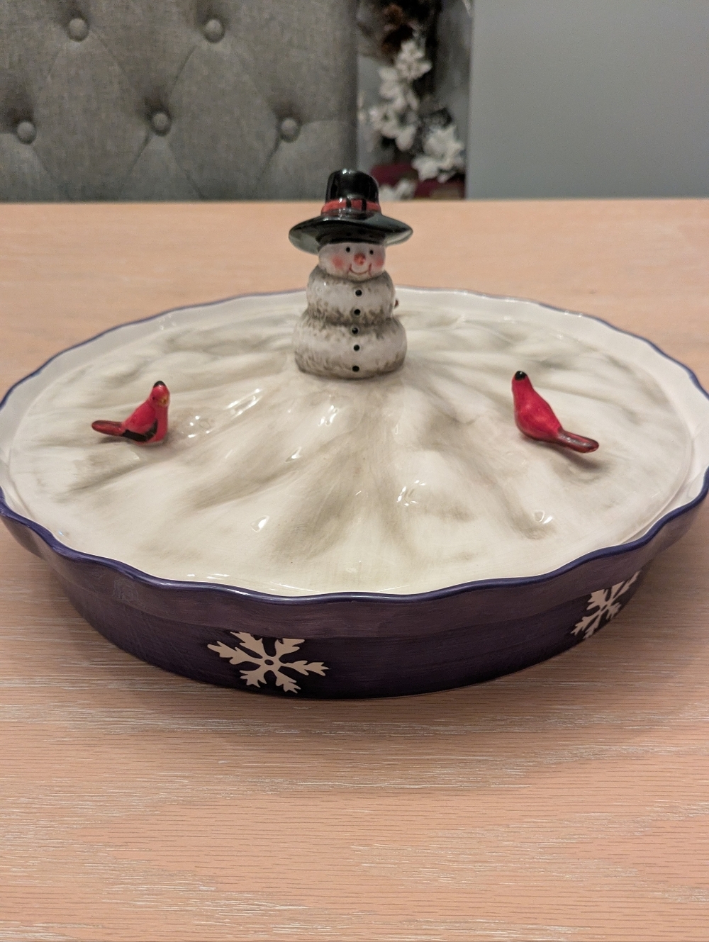 Holiday Snowman Covered Serving Dish/ Cake Dish - Blue and White